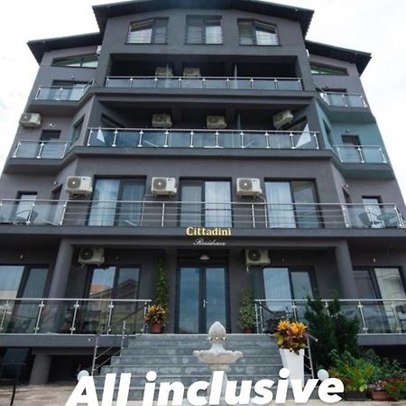 Cittadini Residence Năvodari Exteriör bild