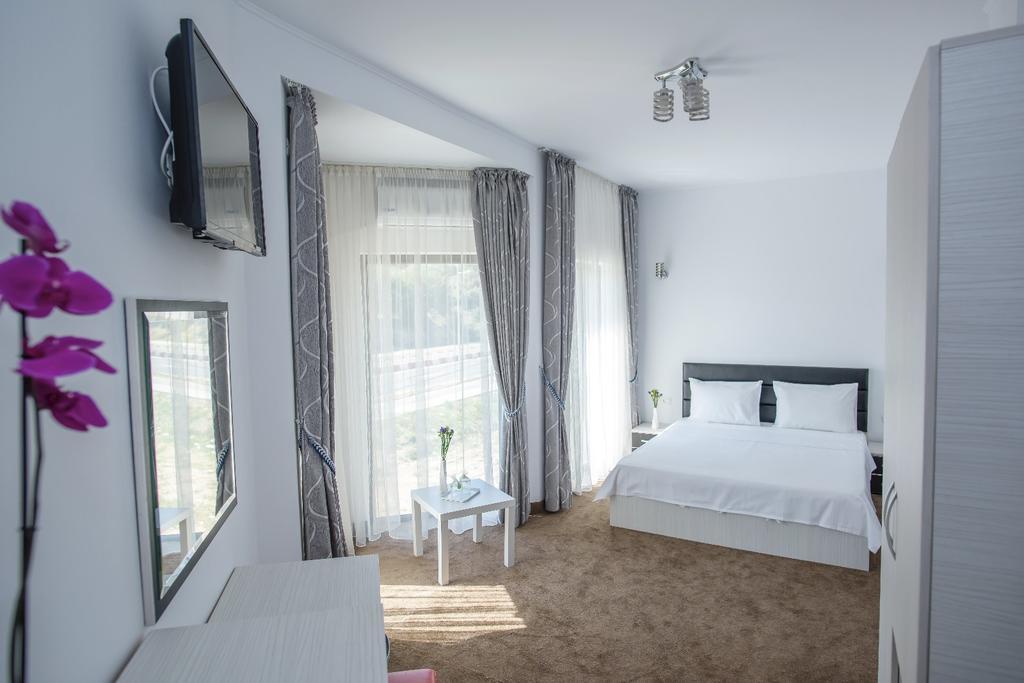 Cittadini Residence Năvodari Exteriör bild